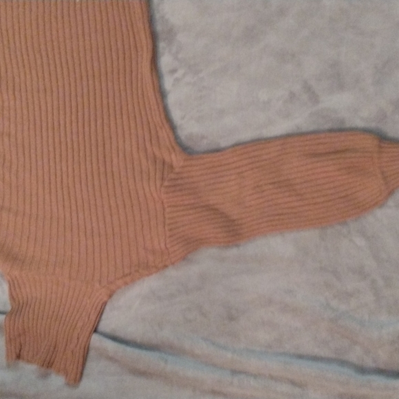 Burnt orange turtle neck sweater - Picture 2 of 3